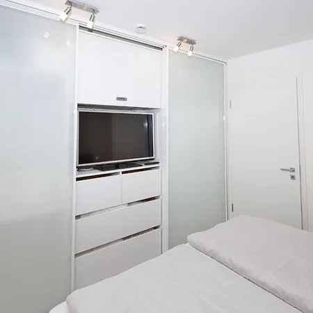 Nordico, 6 *